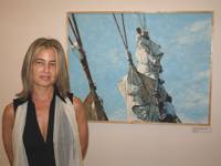 La pintora Begoña Sicre, junto a su obra "Aferrando velas III", en la inauguración de la exposición. Ferrol marzo, 2012.