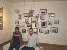 Los artistas, Oscar Cabana y Pablo Mella, en la presentación de la exposición. Sargadelos, marzo 2012